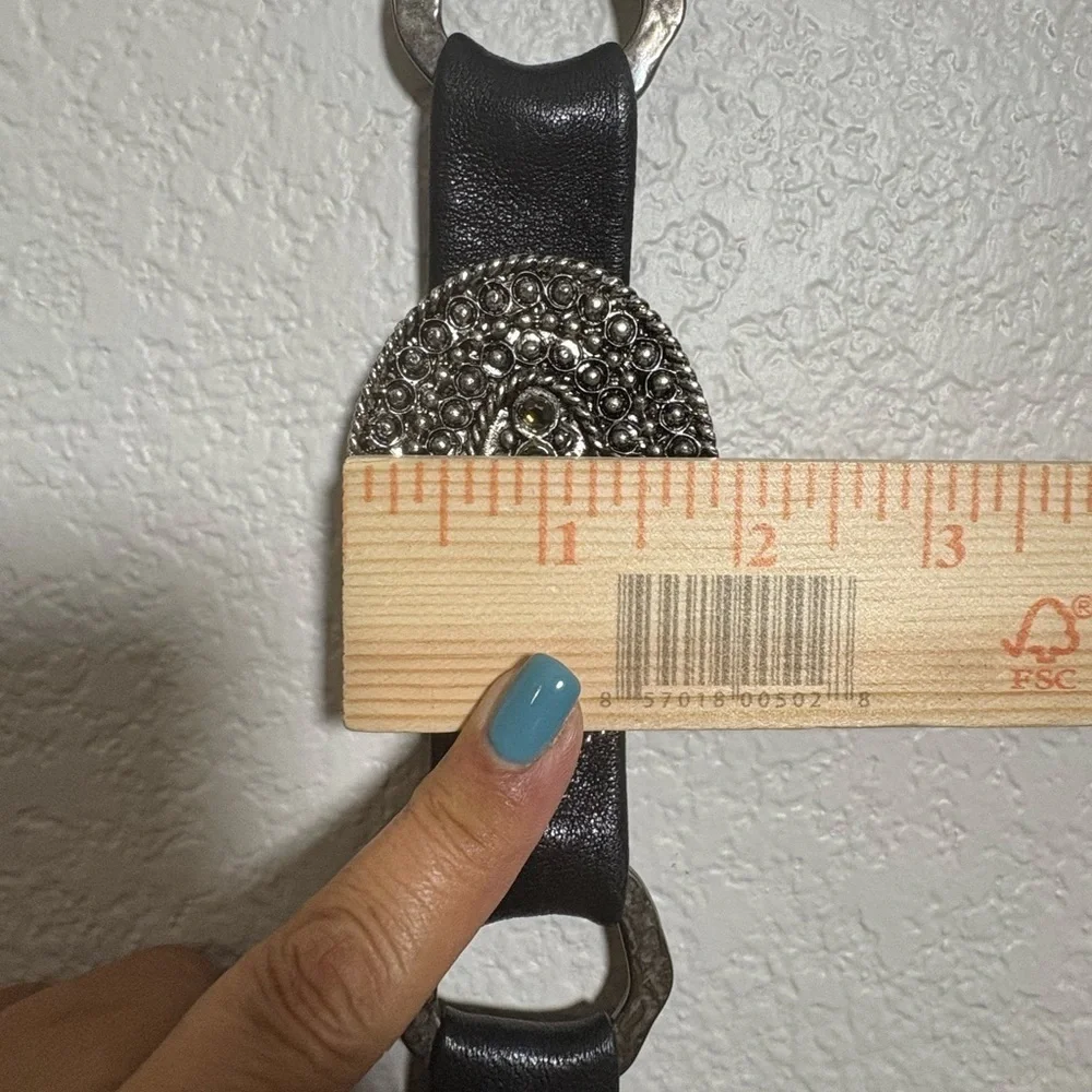 Chic Black Leather and Silver Concho Women's Belt. All Beading Intact. Western